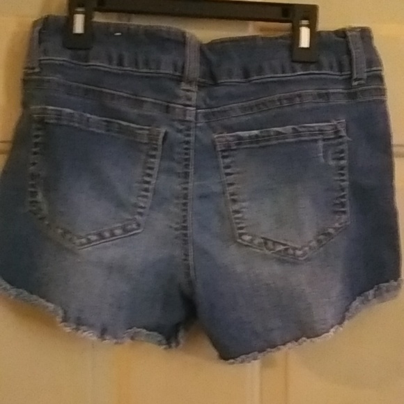 Rue 21 short sz 7/8 - Picture 3 of 4